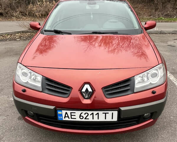 Червоний Рено Меган, об'ємом двигуна 1.87 л та пробігом 238 тис. км за 4700 $, фото 15 на Automoto.ua