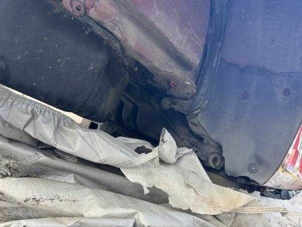 Красный Рено Меган, объемом двигателя 1.6 л и пробегом 300 тыс. км за 17061 $, фото 3 на Automoto.ua