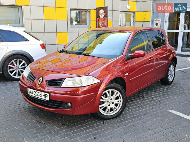 Красный Рено Меган, объемом двигателя 0 л и пробегом 156 тыс. км за 4500 $, фото 1 на Automoto.ua