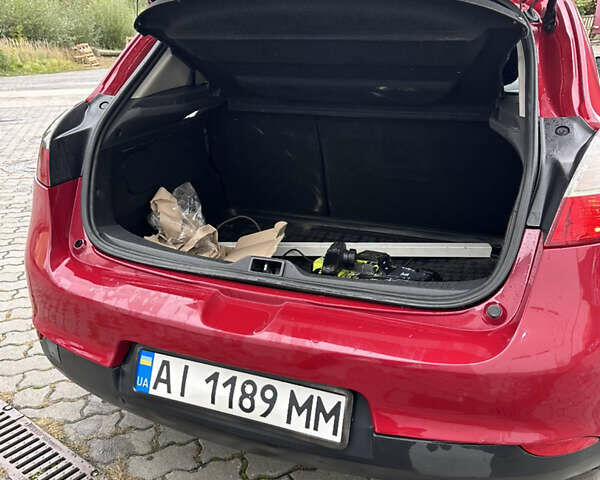 Красный Рено Меган, объемом двигателя 1.46 л и пробегом 270 тыс. км за 4850 $, фото 8 на Automoto.ua