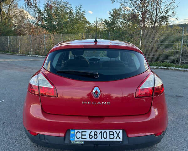 Рено Меган 2009 в Черновцах на Automoto.ua Красный Рено Меган, объемом двигателя 1.6 л и пробегом 220 тыс. км за 6500 $, фото 4 на Automoto.ua