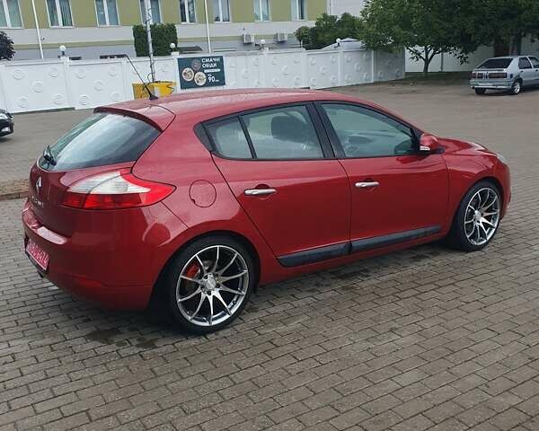 Червоний Рено Меган, об'ємом двигуна 1.6 л та пробігом 179 тис. км за 6450 $, фото 8 на Automoto.ua