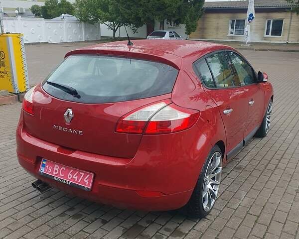 Червоний Рено Меган, об'ємом двигуна 1.6 л та пробігом 179 тис. км за 6450 $, фото 3 на Automoto.ua