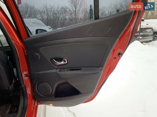 Червоний Рено Меган, об'ємом двигуна 1.5 л та пробігом 231 тис. км за 5999 $, фото 30 на Automoto.ua