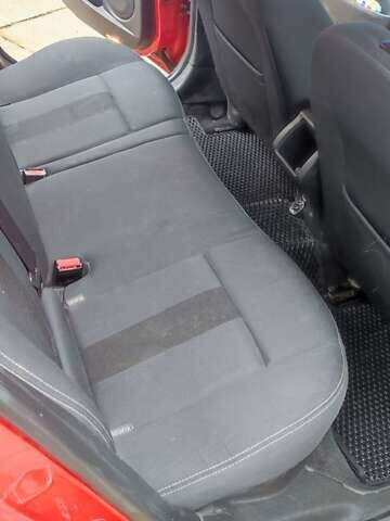 Красный Рено Меган, объемом двигателя 1.4 л и пробегом 195 тыс. км за 5000 $, фото 3 на Automoto.ua