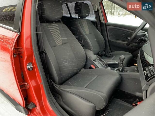 Червоний Рено Меган, об'ємом двигуна 1.5 л та пробігом 231 тис. км за 5999 $, фото 34 на Automoto.ua