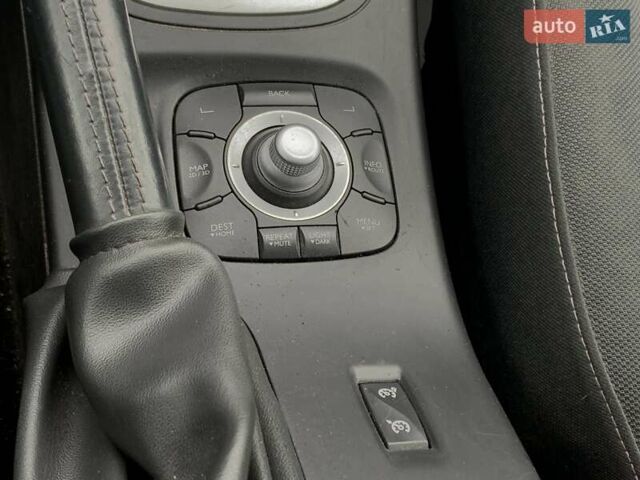 Червоний Рено Меган, об'ємом двигуна 1.5 л та пробігом 231 тис. км за 5999 $, фото 46 на Automoto.ua