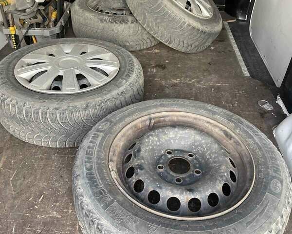 Червоний Рено Меган, об'ємом двигуна 1.46 л та пробігом 216 тис. км за 7100 $, фото 16 на Automoto.ua