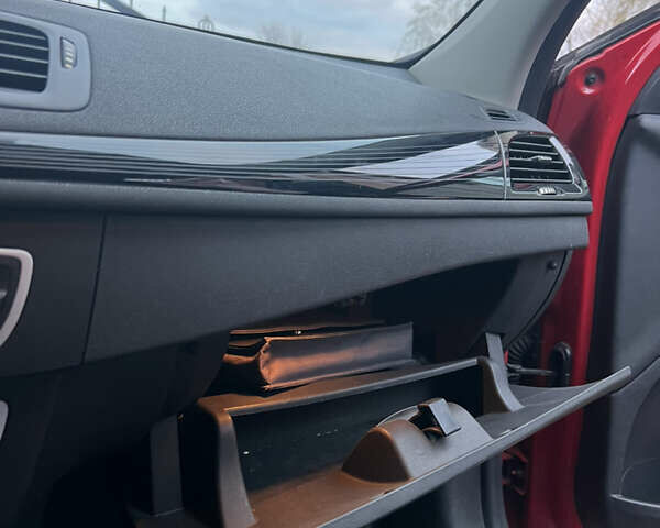 Красный Рено Меган, объемом двигателя 1.5 л и пробегом 231 тыс. км за 6200 $, фото 19 на Automoto.ua