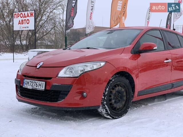Червоний Рено Меган, об'ємом двигуна 1.5 л та пробігом 231 тис. км за 5999 $, фото 3 на Automoto.ua