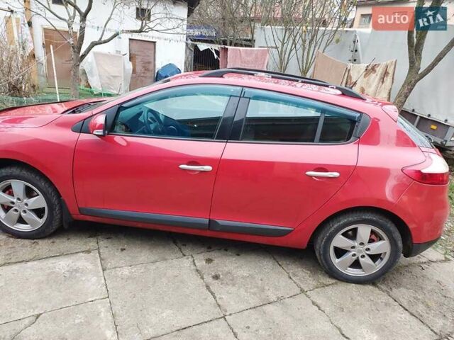 Красный Рено Меган, объемом двигателя 1.4 л и пробегом 195 тыс. км за 5000 $, фото 18 на Automoto.ua