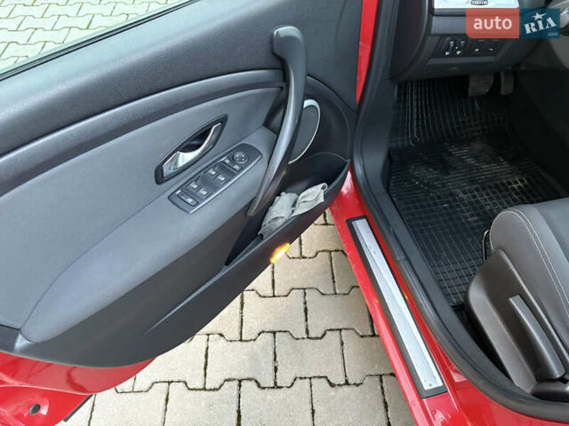 Червоний Рено Меган, об'ємом двигуна 1.5 л та пробігом 217 тис. км за 7150 $, фото 6 на Automoto.ua