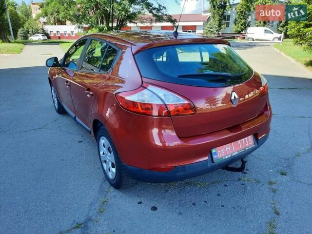 Червоний Рено Меган, об'ємом двигуна 1.6 л та пробігом 223 тис. км за 7500 $, фото 6 на Automoto.ua