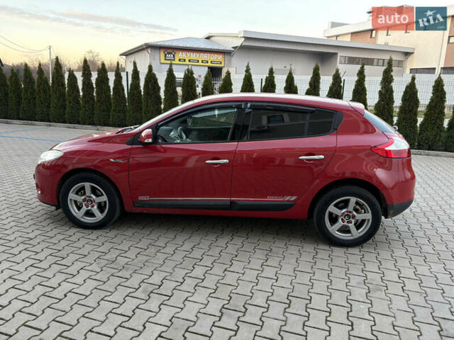 Червоний Рено Меган, об'ємом двигуна 1.5 л та пробігом 217 тис. км за 7150 $, фото 15 на Automoto.ua