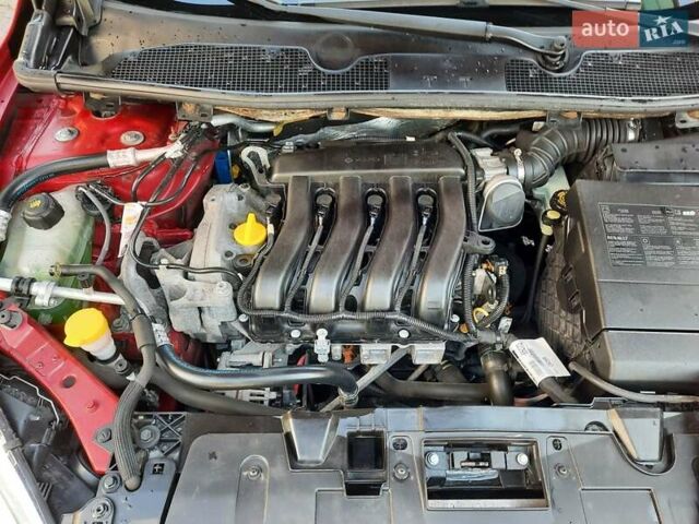 Червоний Рено Меган, об'ємом двигуна 1.6 л та пробігом 223 тис. км за 7500 $, фото 86 на Automoto.ua