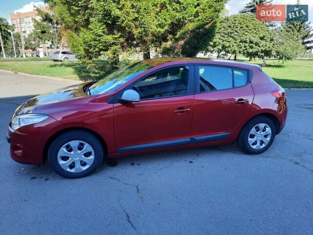 Червоний Рено Меган, об'ємом двигуна 1.6 л та пробігом 223 тис. км за 7500 $, фото 5 на Automoto.ua