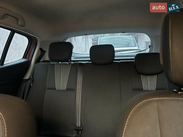 Красный Рено Меган, объемом двигателя 1.5 л и пробегом 231 тыс. км за 6200 $, фото 20 на Automoto.ua