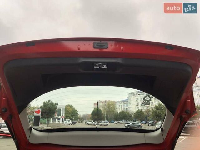 Червоний Рено Меган, об'ємом двигуна 1.6 л та пробігом 176 тис. км за 6799 $, фото 66 на Automoto.ua