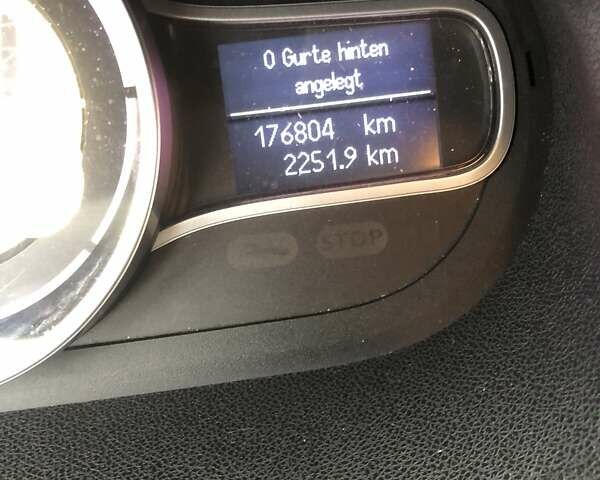 Червоний Рено Меган, об'ємом двигуна 1.6 л та пробігом 176 тис. км за 6799 $, фото 46 на Automoto.ua