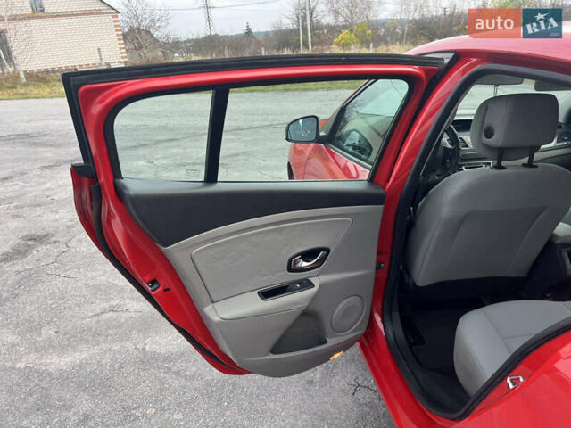 Червоний Рено Меган, об'ємом двигуна 1.5 л та пробігом 238 тис. км за 6500 $, фото 11 на Automoto.ua