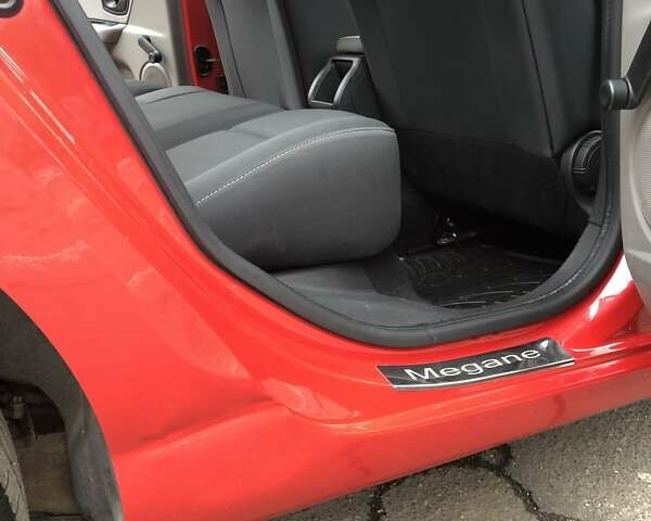 Червоний Рено Меган, об'ємом двигуна 1.6 л та пробігом 176 тис. км за 6799 $, фото 28 на Automoto.ua