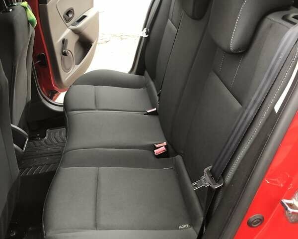 Червоний Рено Меган, об'ємом двигуна 1.6 л та пробігом 176 тис. км за 6799 $, фото 17 на Automoto.ua