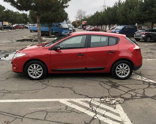 Червоний Рено Меган, об'ємом двигуна 1.6 л та пробігом 176 тис. км за 6799 $, фото 1 на Automoto.ua