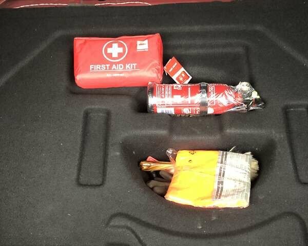 Червоний Рено Меган, об'ємом двигуна 1.6 л та пробігом 176 тис. км за 6799 $, фото 56 на Automoto.ua