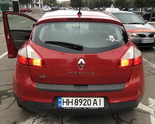 Червоний Рено Меган, об'ємом двигуна 1.6 л та пробігом 176 тис. км за 6799 $, фото 49 на Automoto.ua