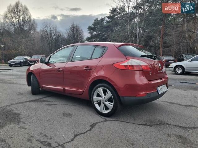 Красный Рено Меган, объемом двигателя 1.46 л и пробегом 235 тыс. км за 7200 $, фото 20 на Automoto.ua