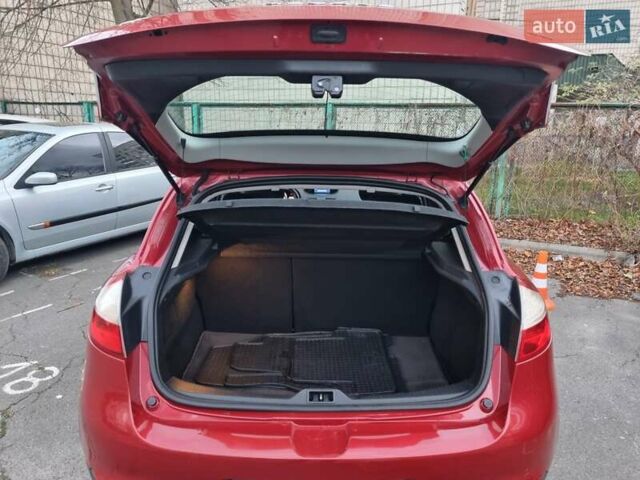 Красный Рено Меган, объемом двигателя 1.46 л и пробегом 235 тыс. км за 7200 $, фото 3 на Automoto.ua