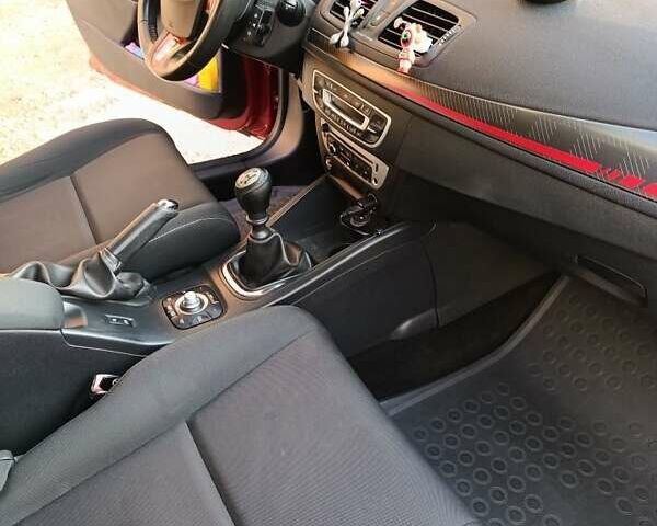 Красный Рено Меган, объемом двигателя 1.5 л и пробегом 202 тыс. км за 7950 $, фото 10 на Automoto.ua