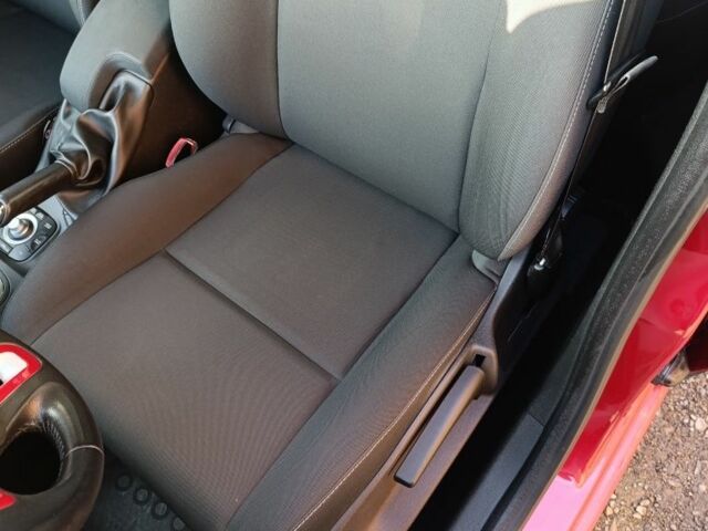 Красный Рено Меган, объемом двигателя 1.5 л и пробегом 202 тыс. км за 7950 $, фото 15 на Automoto.ua