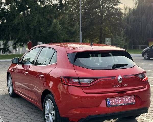 Красный Рено Меган, объемом двигателя 1.3 л и пробегом 158 тыс. км за 14800 $, фото 4 на Automoto.ua