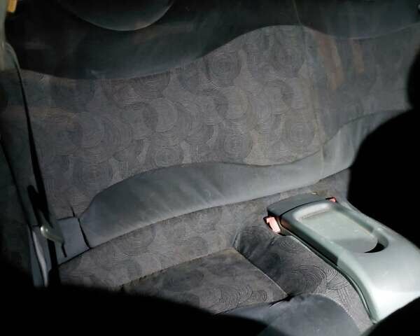 Красный Рено Меган, объемом двигателя 1.6 л и пробегом 116 тыс. км за 1700 $, фото 15 на Automoto.ua