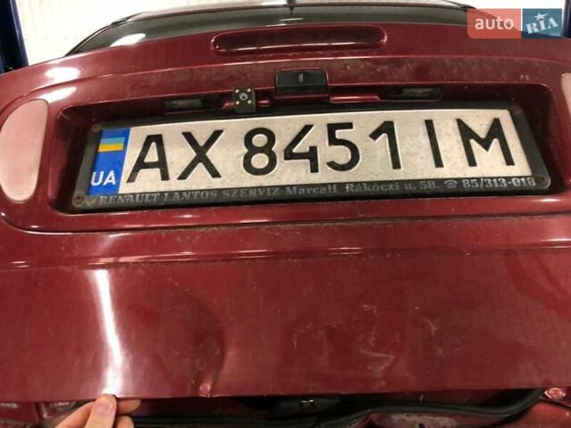 Красный Рено Меган, объемом двигателя 1.6 л и пробегом 116 тыс. км за 1700 $, фото 8 на Automoto.ua