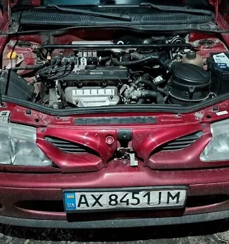 Красный Рено Меган, объемом двигателя 1.6 л и пробегом 116 тыс. км за 1700 $, фото 11 на Automoto.ua