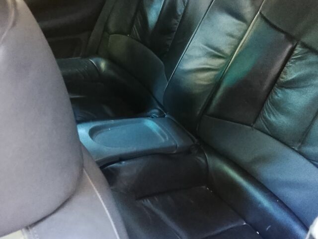 Красный Рено Меган, объемом двигателя 1.6 л и пробегом 250 тыс. км за 1750 $, фото 5 на Automoto.ua