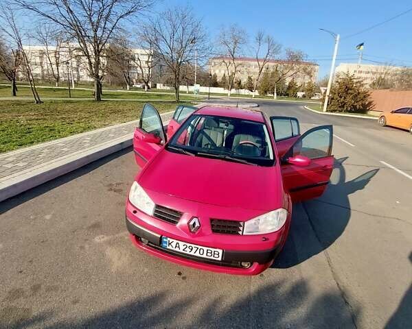 Красный Рено Меган, объемом двигателя 1.39 л и пробегом 205 тыс. км за 3700 $, фото 6 на Automoto.ua