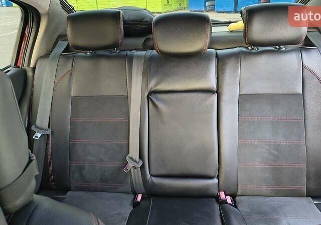 Красный Рено Меган, объемом двигателя 1.4 л и пробегом 251 тыс. км за 5000 $, фото 15 на Automoto.ua