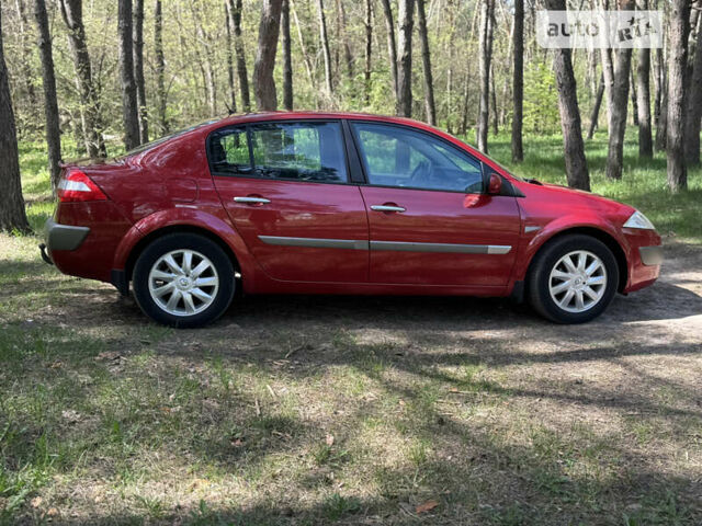 Червоний Рено Меган, об'ємом двигуна 1.6 л та пробігом 160 тис. км за 5150 $, фото 3 на Automoto.ua