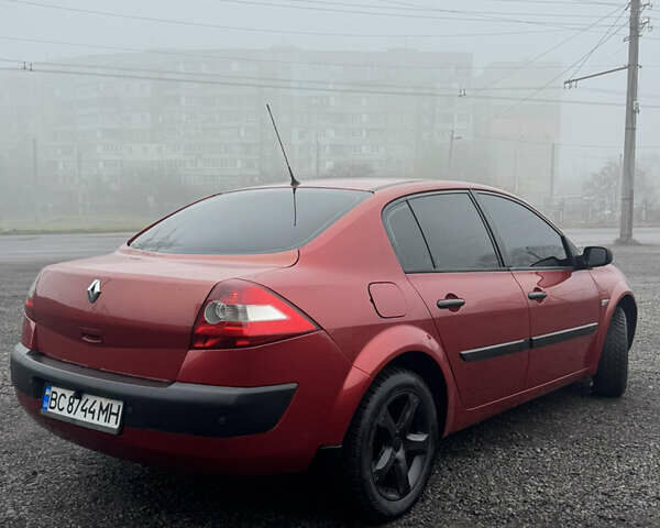 Красный Рено Меган, объемом двигателя 1.6 л и пробегом 315 тыс. км за 4250 $, фото 5 на Automoto.ua