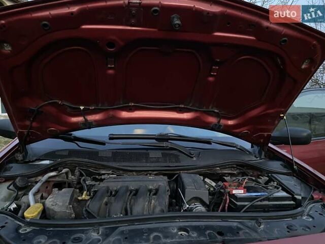 Красный Рено Меган, объемом двигателя 1.39 л и пробегом 182 тыс. км за 3500 $, фото 19 на Automoto.ua