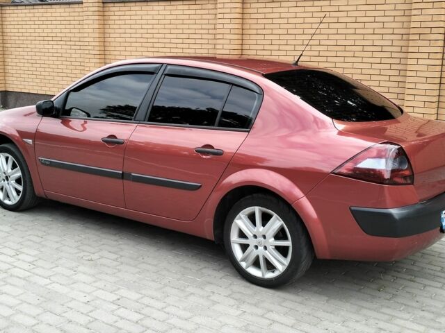 Рено Меган 2005 в Красилове на Automoto.ua Красный Рено Меган, объемом двигателя 1.4 л и пробегом 166 тыс. км за 3300 $, фото 5 на Automoto.ua