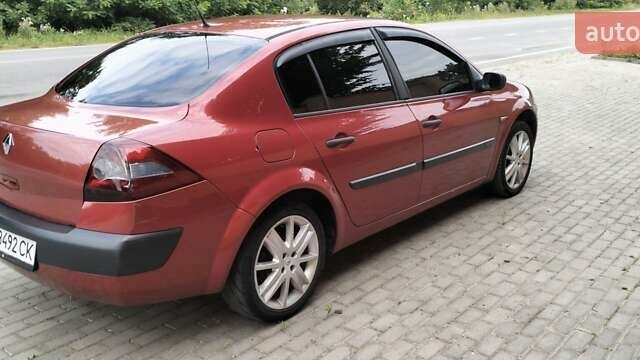 Красный Рено Меган, объемом двигателя 1.4 л и пробегом 165 тыс. км за 3800 $, фото 17 на Automoto.ua