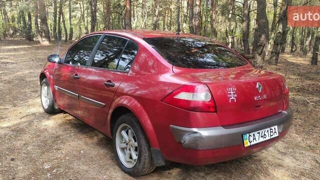Красный Рено Меган, объемом двигателя 1.39 л и пробегом 152 тыс. км за 3600 $, фото 3 на Automoto.ua