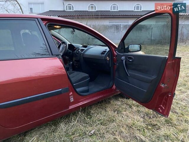 Красный Рено Меган, объемом двигателя 1.39 л и пробегом 182 тыс. км за 3500 $, фото 6 на Automoto.ua