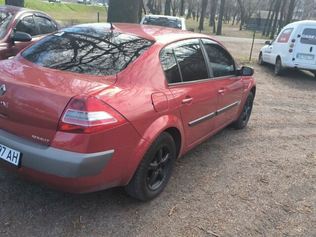 Красный Рено Меган, объемом двигателя 1.6 л и пробегом 297 тыс. км за 4999 $, фото 2 на Automoto.ua