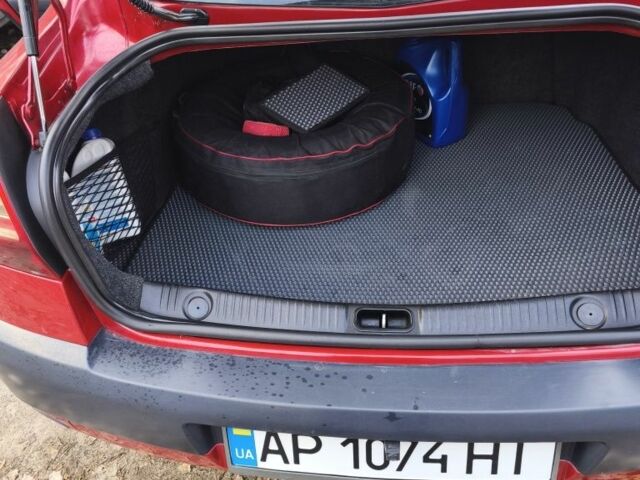 Червоний Рено Меган, об'ємом двигуна 1.4 л та пробігом 310 тис. км за 3500 $, фото 6 на Automoto.ua