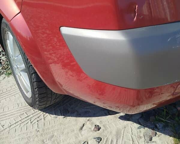 Красный Рено Меган, объемом двигателя 1.6 л и пробегом 242 тыс. км за 4700 $, фото 5 на Automoto.ua